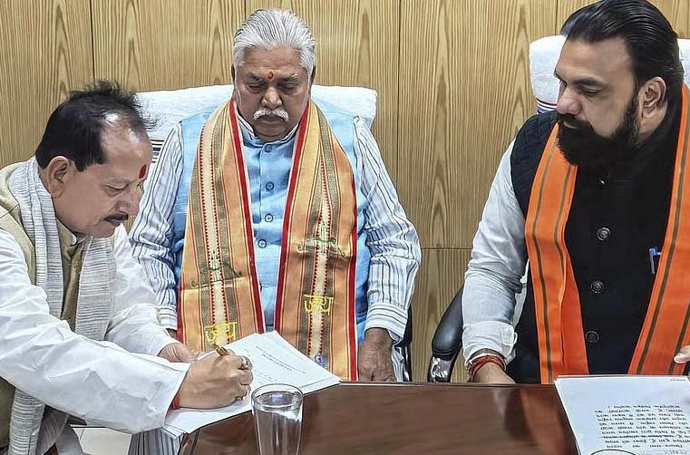 பீகார் சட்டப்பேரவை சபாநாயகராக   பிரேம் குமார் ஒருமனதாக தேர்வு